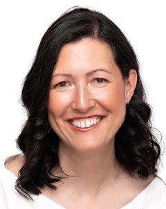 Suzanne Woo